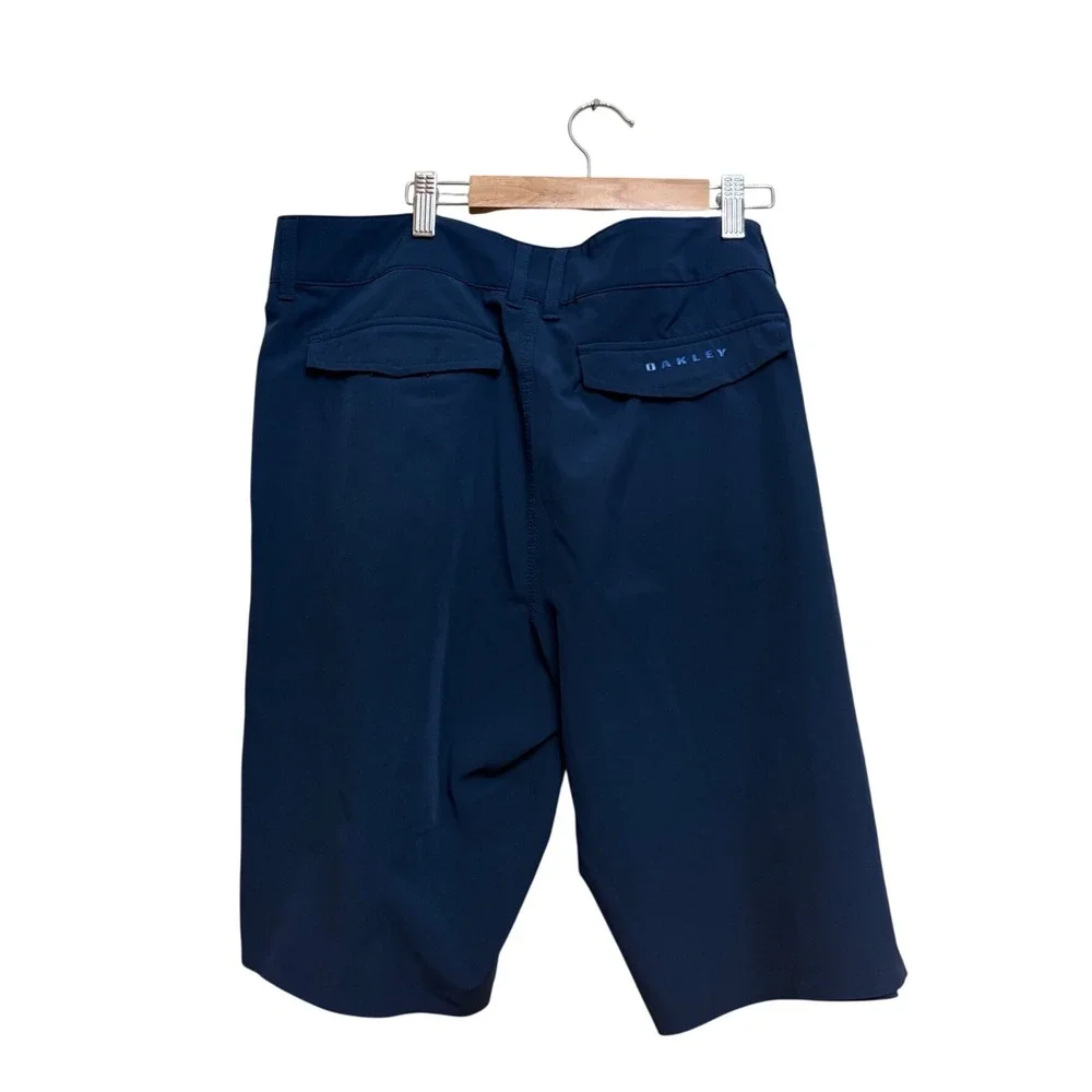 Oakley Performance Fit Mens Navy Blue Golf Athletic Shorts Size 36